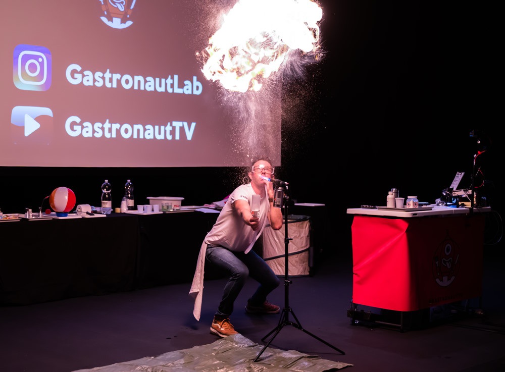 Rude Science with Stefan Gates (Strabane)